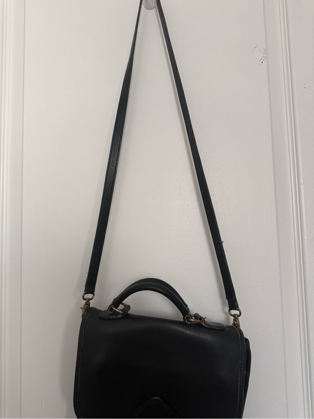 Structured Black Leather Crossbody Bag with Top Handle - Picture 3 of 5